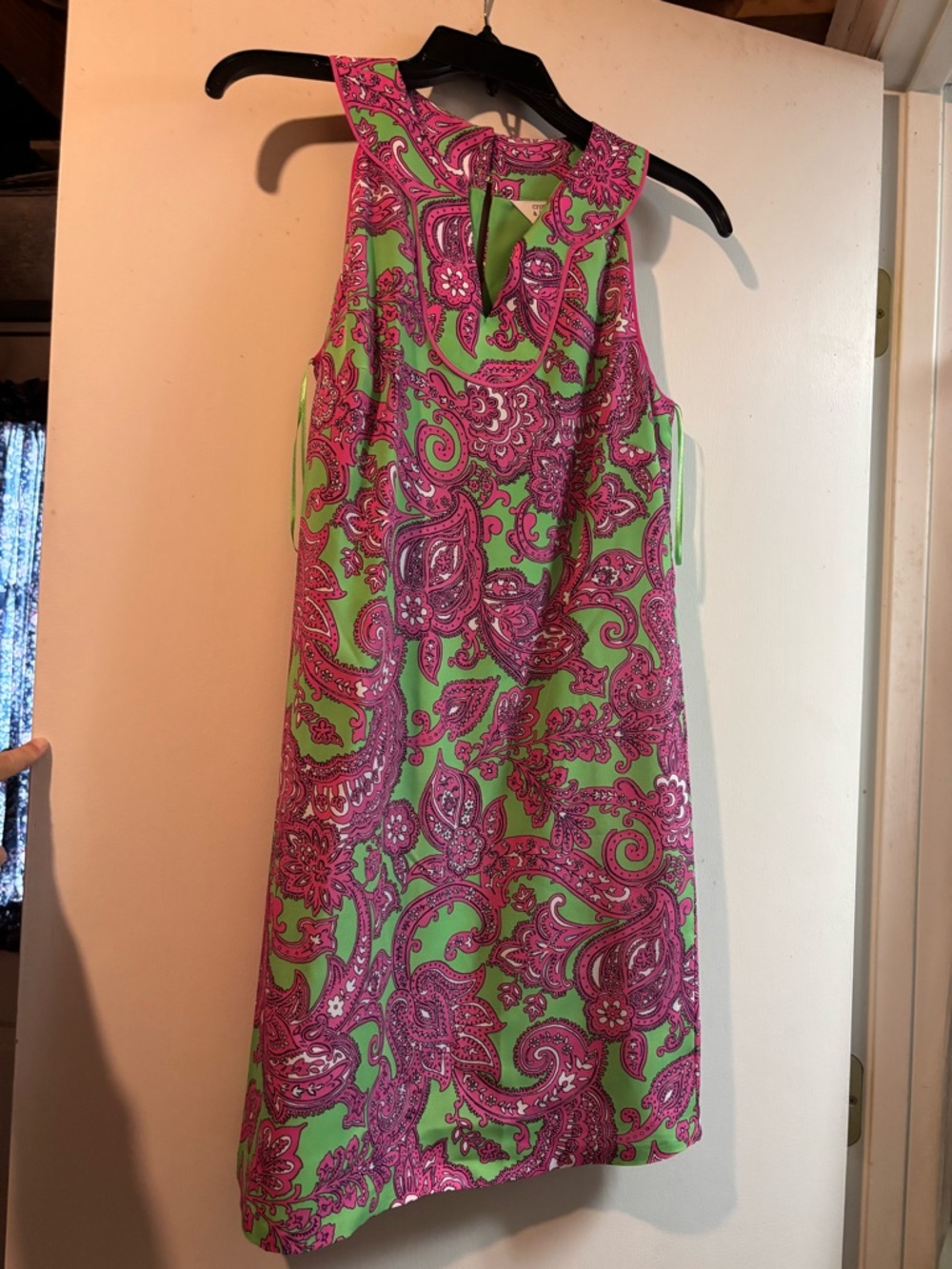 crown & ivy Pink Paisley Shift Dress with Green Base
